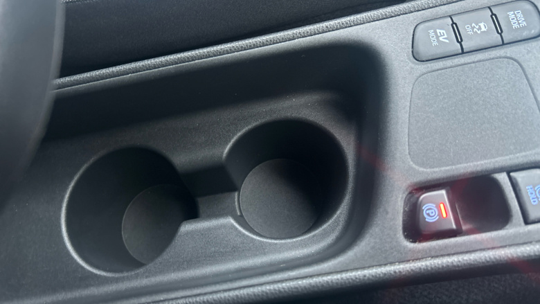 Toyota Yaris 1.5 Hybrid Design 5dr CVT Hybrid Hatchback